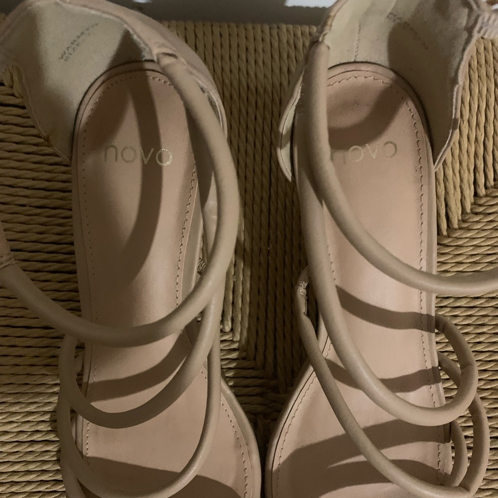 NOVO wedge strappy sand le nude size 7 - Picture 4 of 7